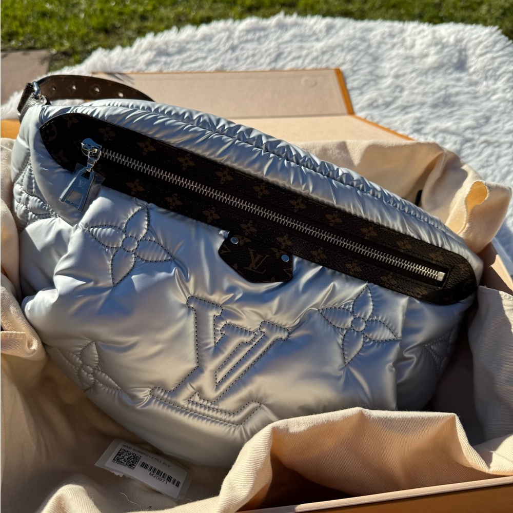 Louis Vuitton Bumbag Maxi Pillow